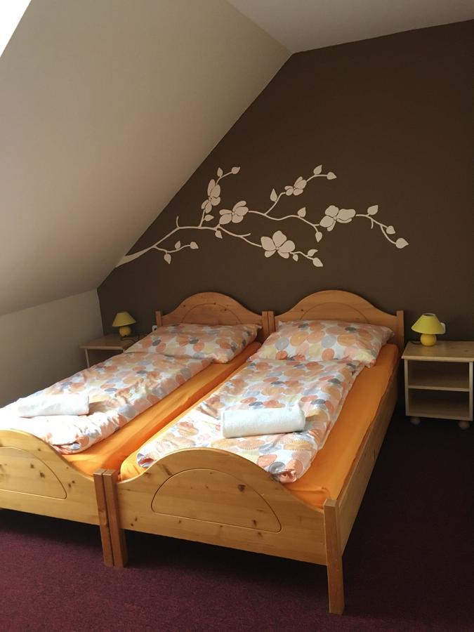 Bed and Breakfast Zita Haus à Bük Extérieur photo